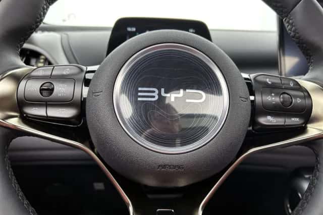 BYD ATTO_3 (2025) thumbnail 19