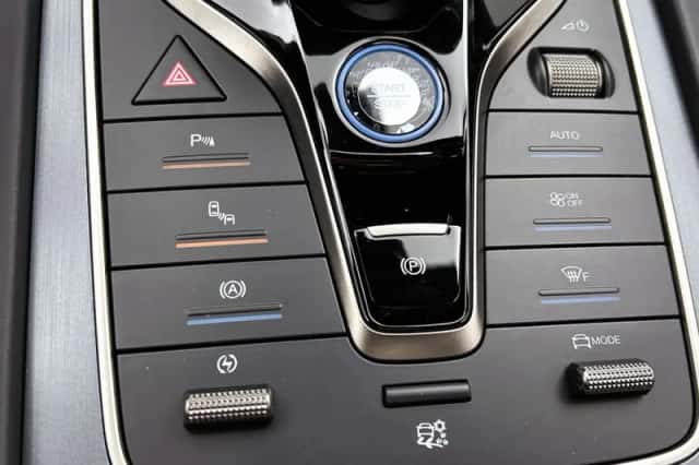 BYD ATTO_3 (2025) thumbnail 27