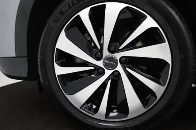 BYD SEAL_U (2026) thumbnail 22