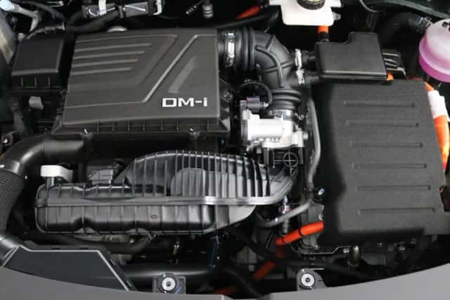 BYD SEAL_U (2026) thumbnail 23