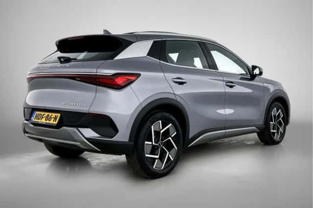 BYD ATTO_3 (2025) thumbnail 2
