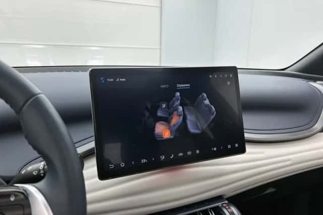 BYD ATTO_3 (2025) thumbnail 20