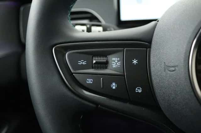 BYD Seal (2026) thumbnail 9