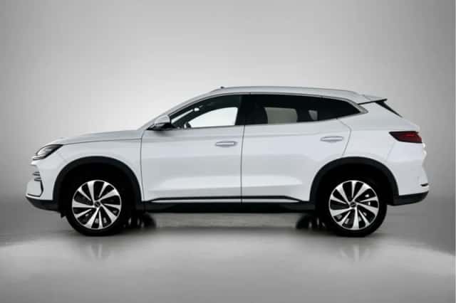 BYD SEAL_U (2026) thumbnail 3