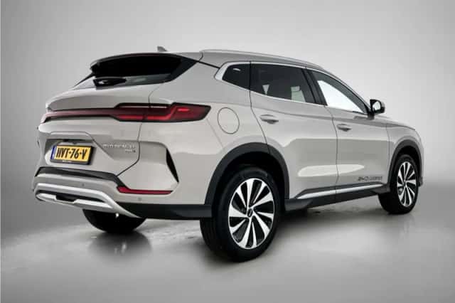 BYD SEAL_U (2025) thumbnail 2