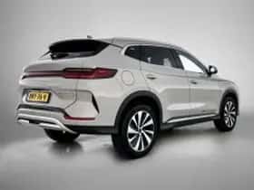 BYD SEAL_U (2025) thumbnail 3