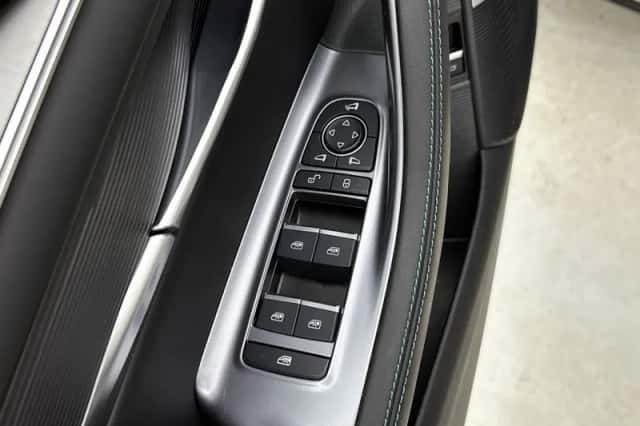 BYD SEAL_U (2025) thumbnail 21