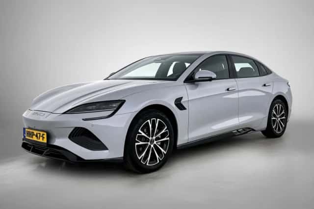 BYD Seal (2025) thumbnail 1