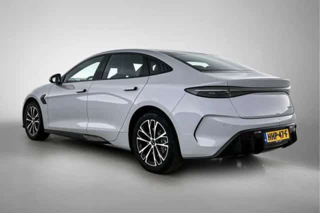 BYD Seal (2025) thumbnail 15