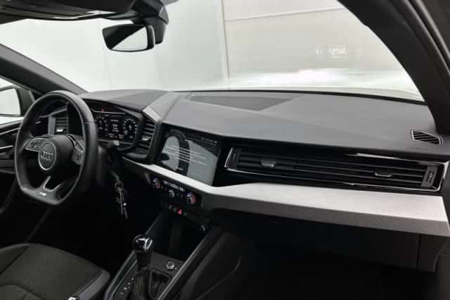 Audi A1_Sportback (2022) thumbnail 6