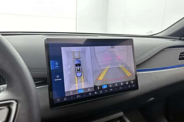 BYD Seal (2025) thumbnail 6