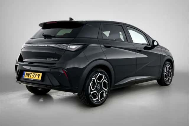 BYD Dolphin (2025) thumbnail 2