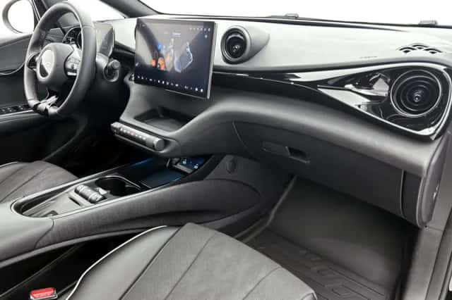 BYD Dolphin (2025) thumbnail 7