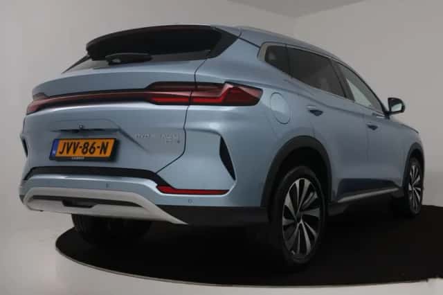 BYD SEAL_U (2026) thumbnail 2