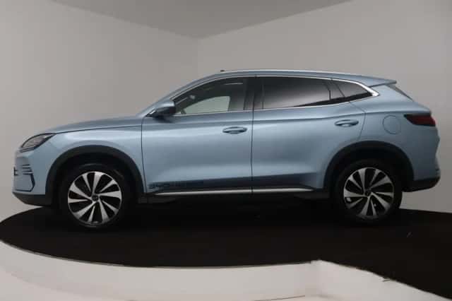 BYD SEAL_U (2026) thumbnail 3