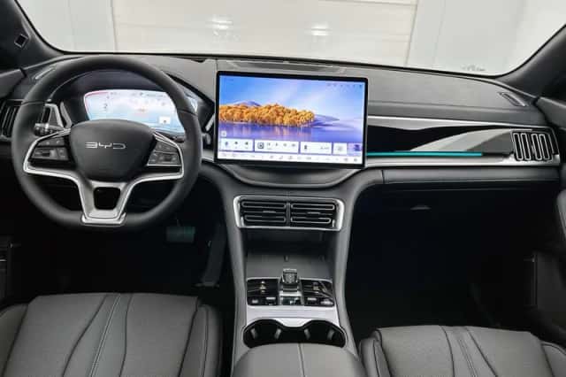 BYD Seal U (2026) thumbnail 5