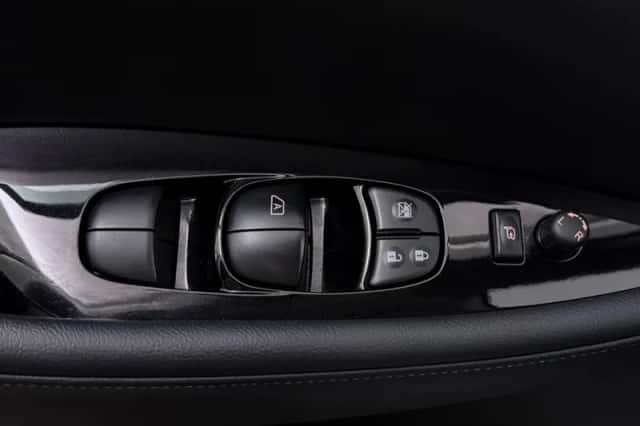Nissan Leaf (2020) thumbnail 5