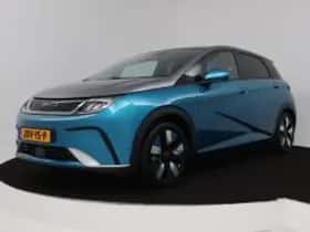 BYD Dolphin (2025) thumbnail 2