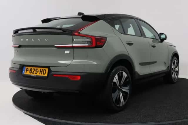 Volvo C40 (2022) thumbnail 2