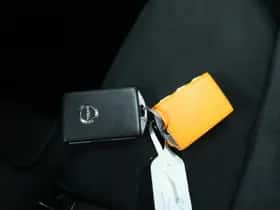 Volvo C40 (2022) thumbnail 11