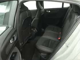 Volvo C40 (2022) thumbnail 22