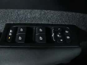 Volvo C40 (2022) thumbnail 5