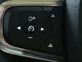 Volvo C40 (2022) thumbnail 8