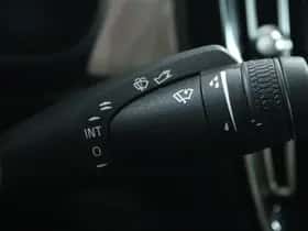 Volvo C40 (2022) thumbnail 9
