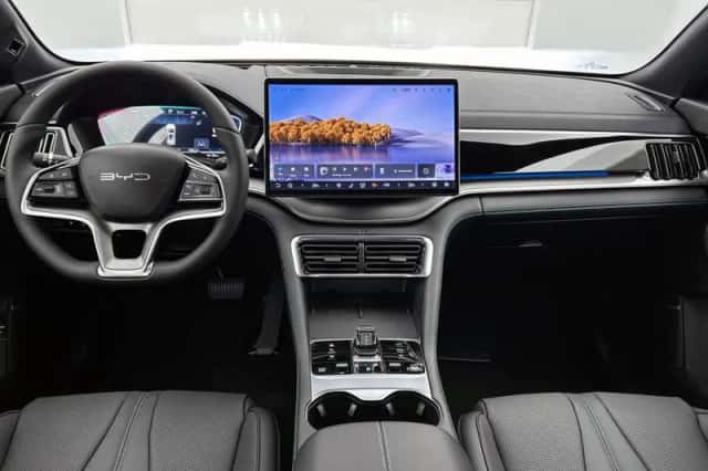 BYD SEAL_U (2026) thumbnail 5