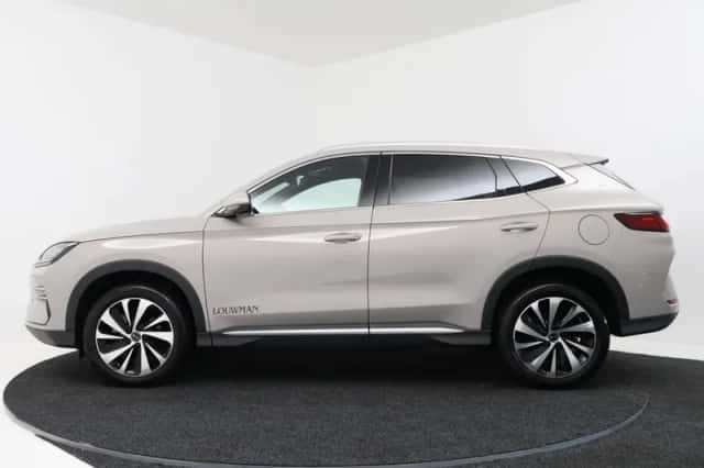 BYD SEAL_U (2025) thumbnail 3