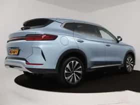 BYD SEAL_U (2025) thumbnail 2
