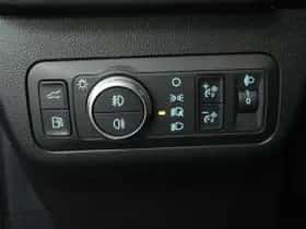 Ford Kuga (2020) thumbnail 6