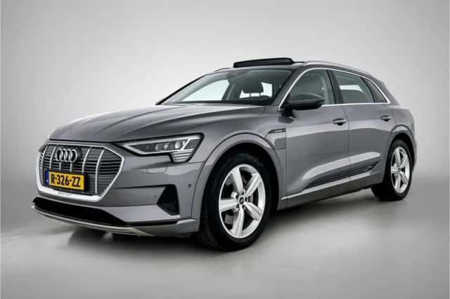 Audi e-tron (2022) thumbnail 1