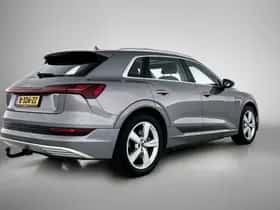Audi e-tron (2022) thumbnail 2