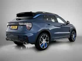 Lynk & Co 01 (2022) thumbnail 3