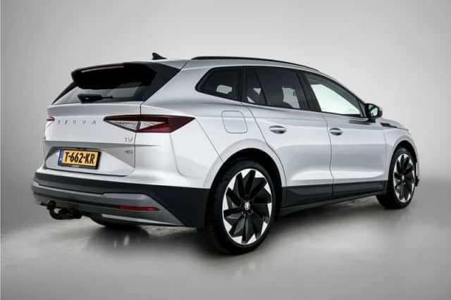 Škoda Enyaq_iV (2023) thumbnail 2