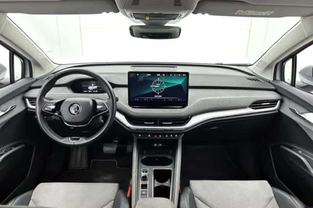 Škoda Enyaq_iV (2023) thumbnail 5