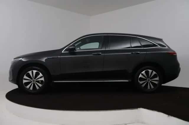 Mercedes-Benz EQC (2022) thumbnail 3