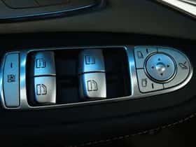 Mercedes-Benz EQC (2022) thumbnail 4