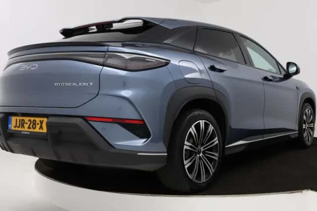 BYD SEALION (2025) thumbnail 2