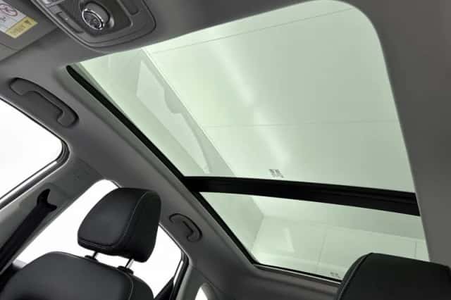 MG ZS_EV (2020) thumbnail 4