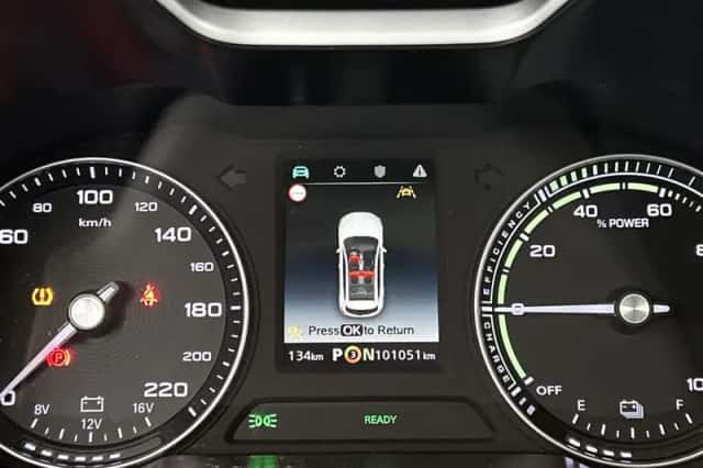 MG ZS_EV (2020) thumbnail 6