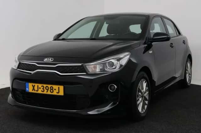 Kia Rio (2019) thumbnail 1