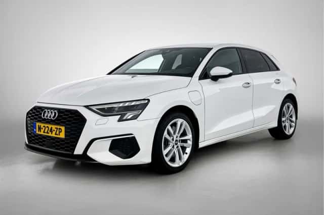 Audi A3 (2022) thumbnail 1