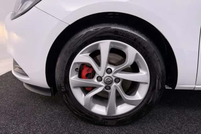 Opel Corsa (2018) thumbnail 4