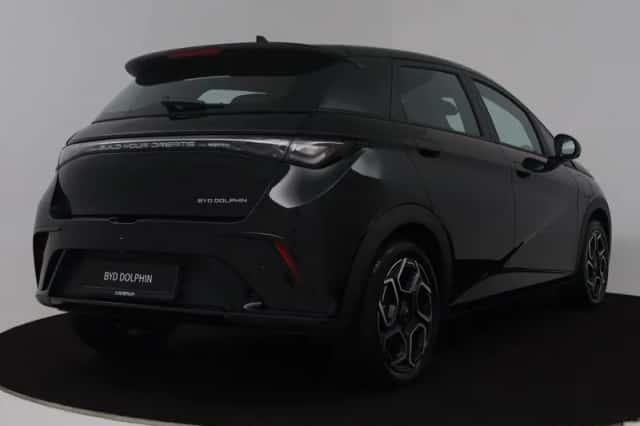 BYD Dolphin (2026) thumbnail 2