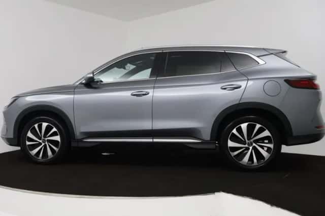 BYD SEAL_U (2026) thumbnail 3