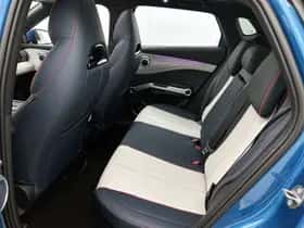 BYD ATTO_3 (2025) thumbnail 18