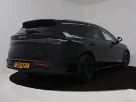 BYD Seal (2025) thumbnail 2