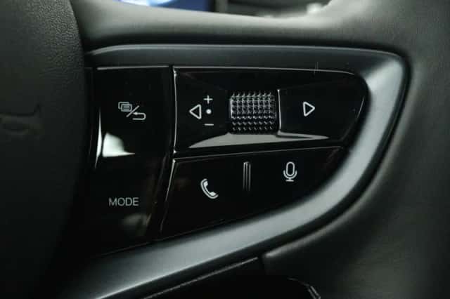 BYD Seal (2026) thumbnail 6